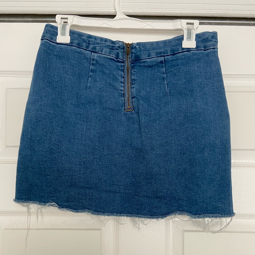 Forever 21 Denim Skirt Size Medium